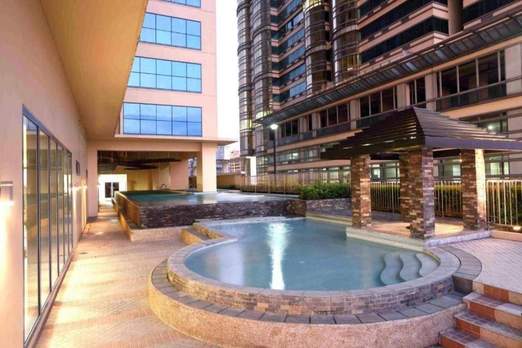 Grand Riviera Suites Comfy Condo Near Us Embassy Manila Bay Roxas Blvd Ermita Manila Exterior foto